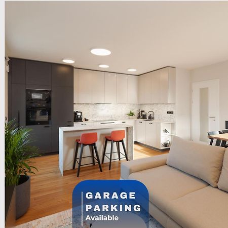 Luxury Sunny Home - Garage Parking, Metro, Balcony, Ps5 With Games Прага Экстерьер фото